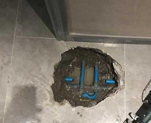 平舆阳台漏水维修公司分享下暖气管道漏水的原因有哪些